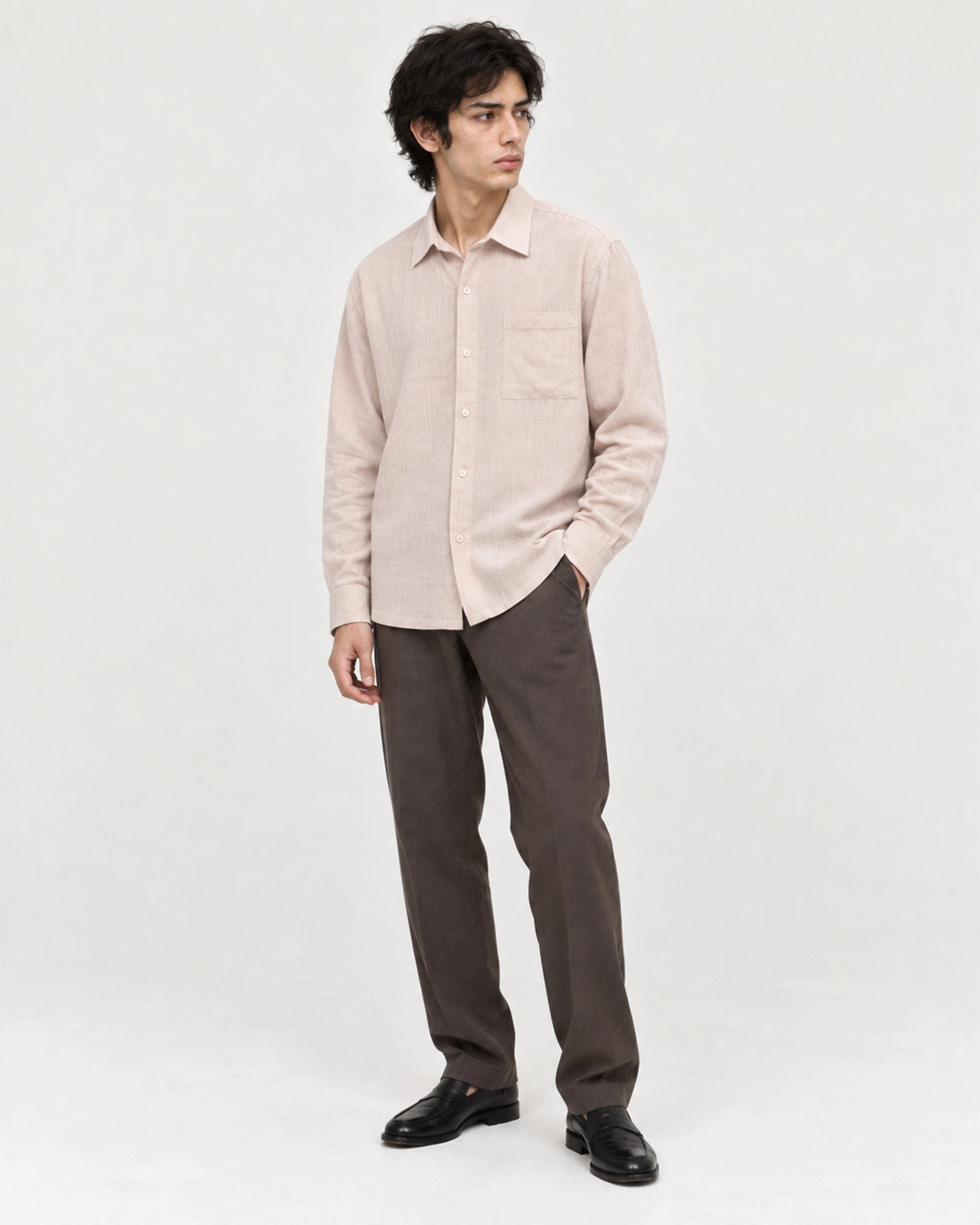 Rextured Shirt Soft Cream — foto model