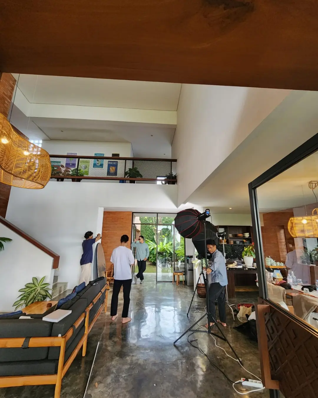 Behind the scenes of an OXFOORD menswear photoshoot