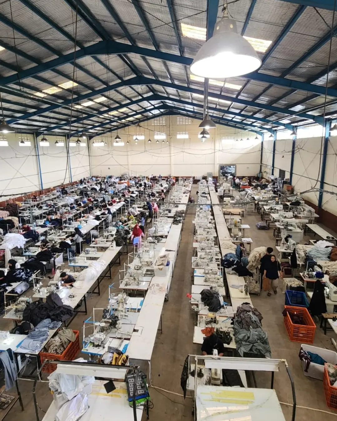 Wide view of the OXFOORD production floor